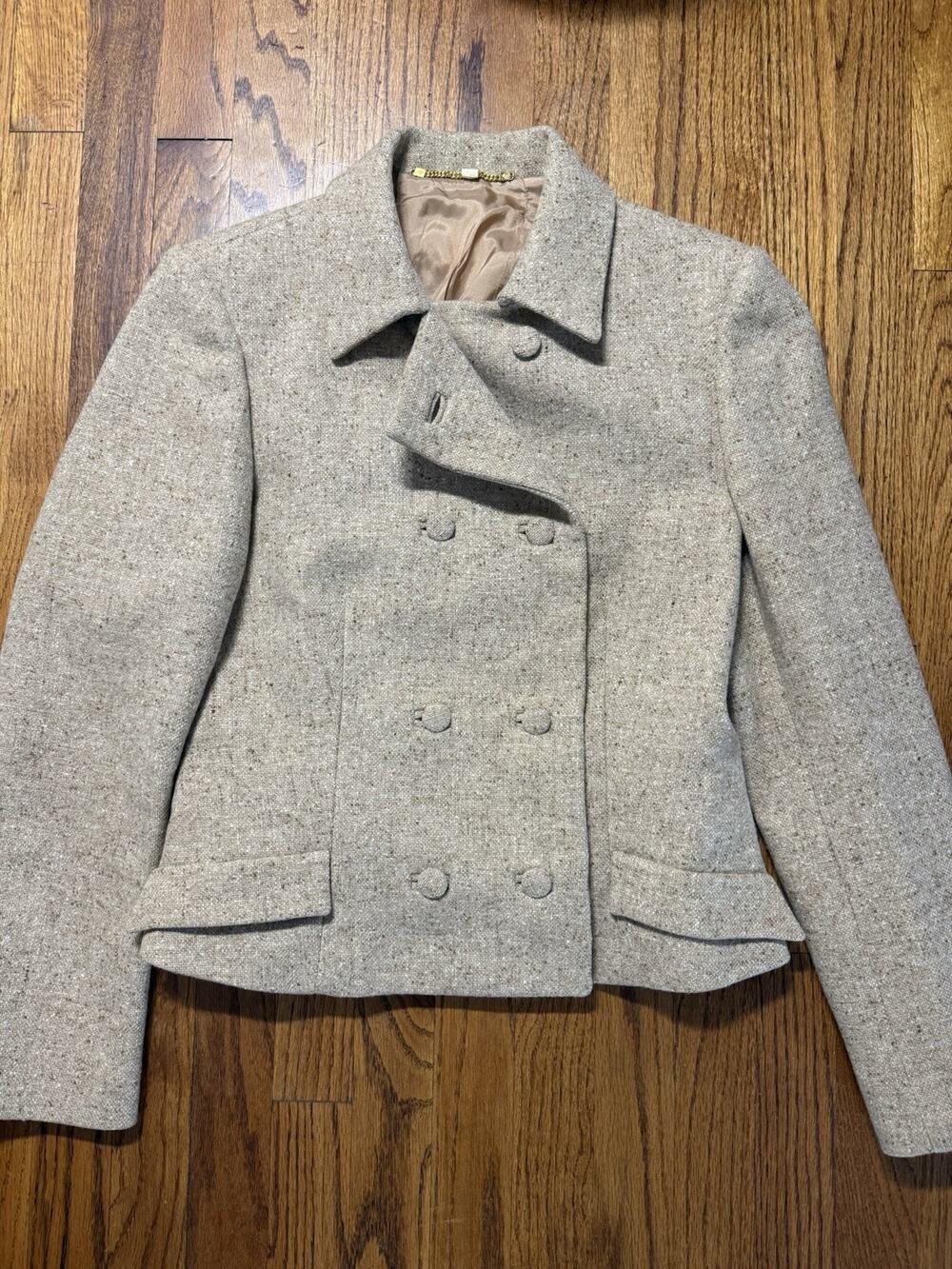 Blumarine Vintage 100% Wool Cropped Jacket Tweed Boucle Italy IT 44 SZ M C18